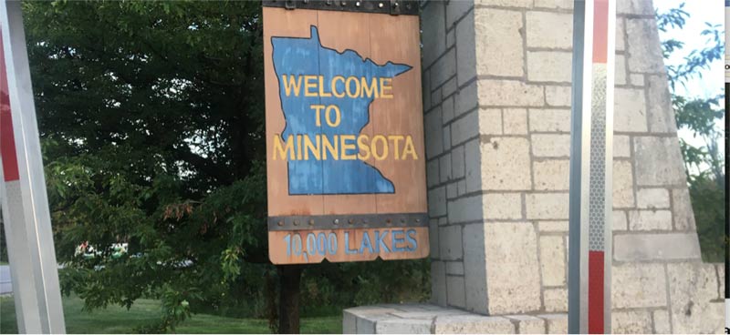 Minnesota Welcome Sign